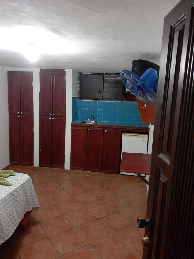 Adriano'S Apartahotel Santo Domingo Exterior photo